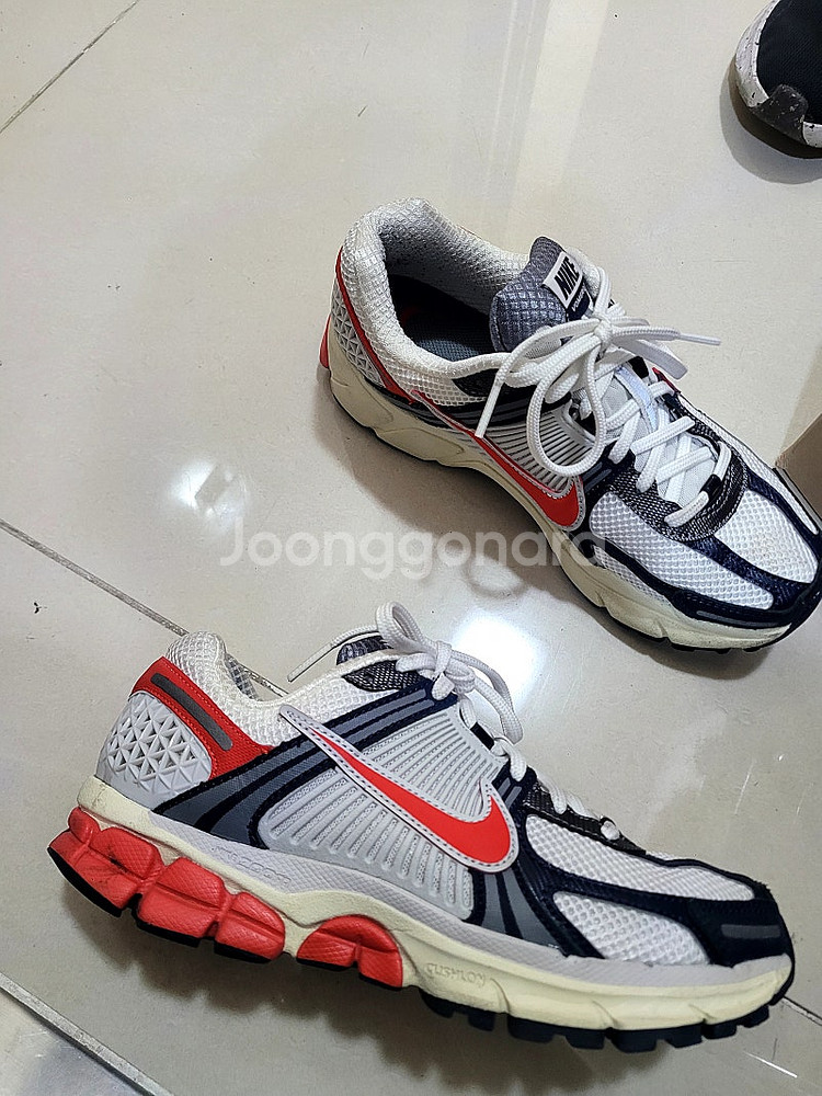 .실착3회 .나이키 줌 보메로HJ3859---5