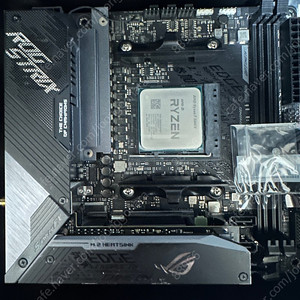 ASUS ROG STRIX X570I GAMING