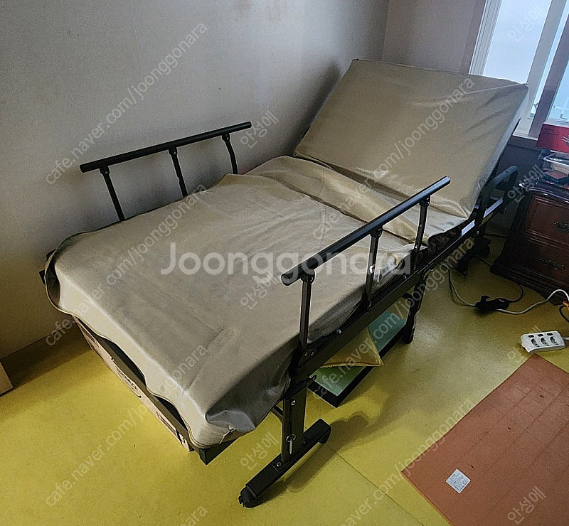 라쿠라꾸 환자용 전동침대--1