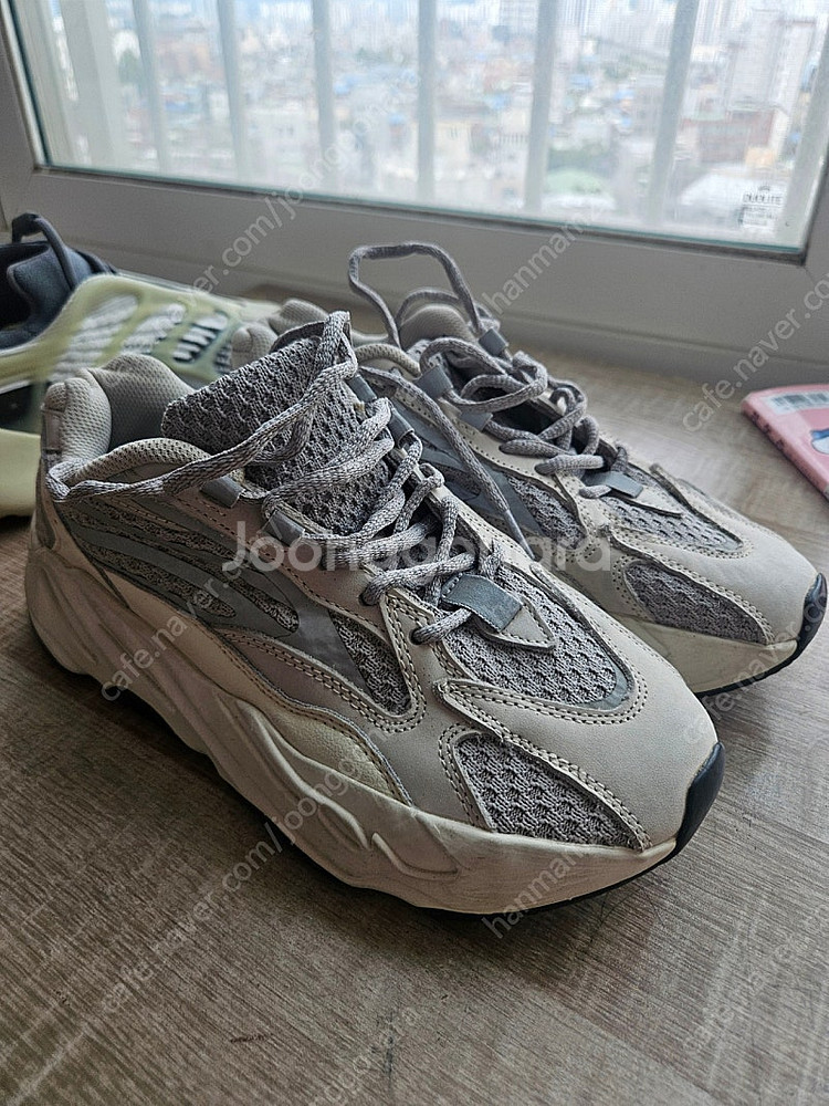 adidas Yeezy 이지 부스트700 V2 "스태틱...--0