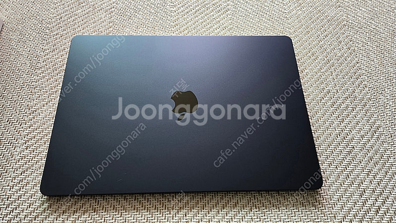 맥북에어 15인치 M2 8RAM 256SSD 미드나이트 판매--1