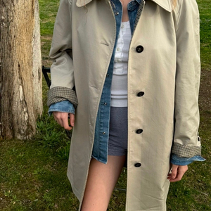 더바넷 Bastide Reversible Trench Coat Beige