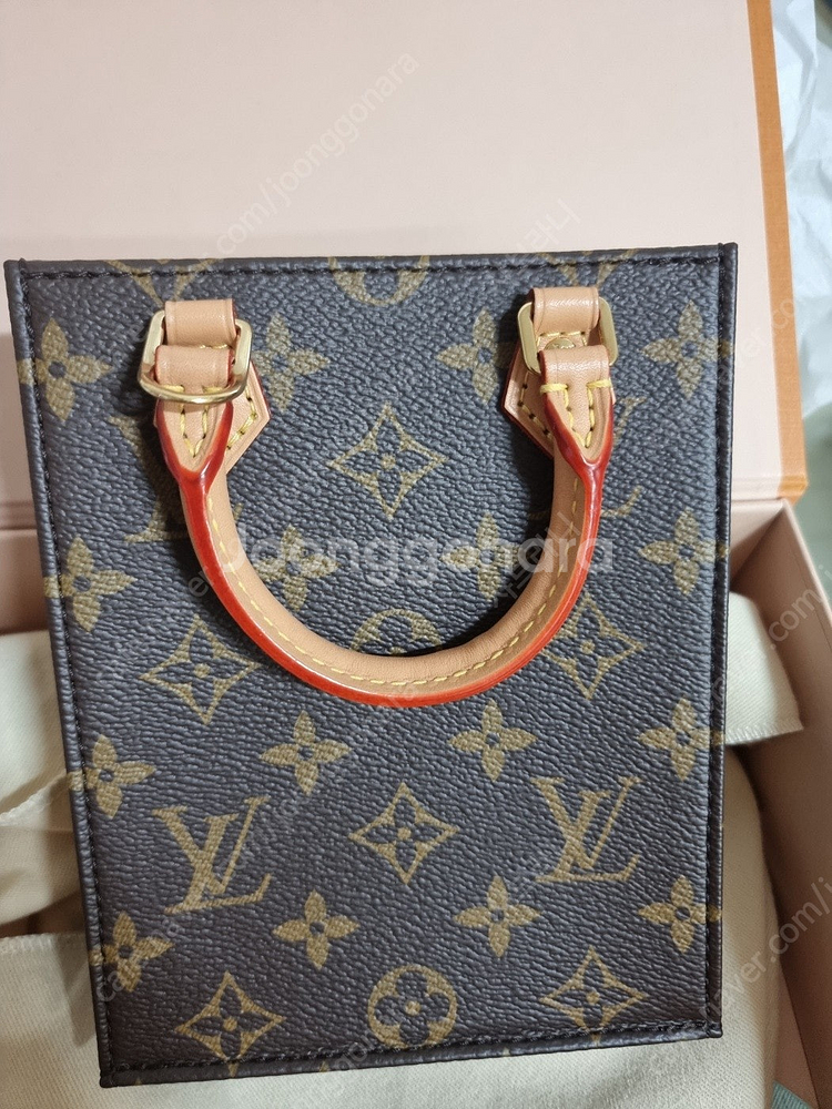 루이비통 쁘띠 삭플라 M81295 새제품--1
