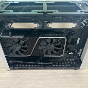 sff itx 미니 pc 고사양 10리터빌드 aklla/12600k/z690i/3070fe/32g/xpg240/sf750