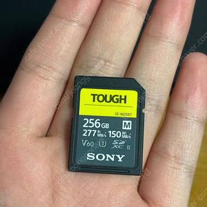 소니 터프 256gb m 메모리카드 판매합니다