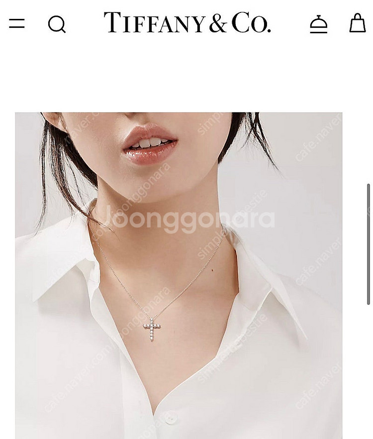 티파니앤코 크로스팬던트 다이아 목걸이 미디움--1