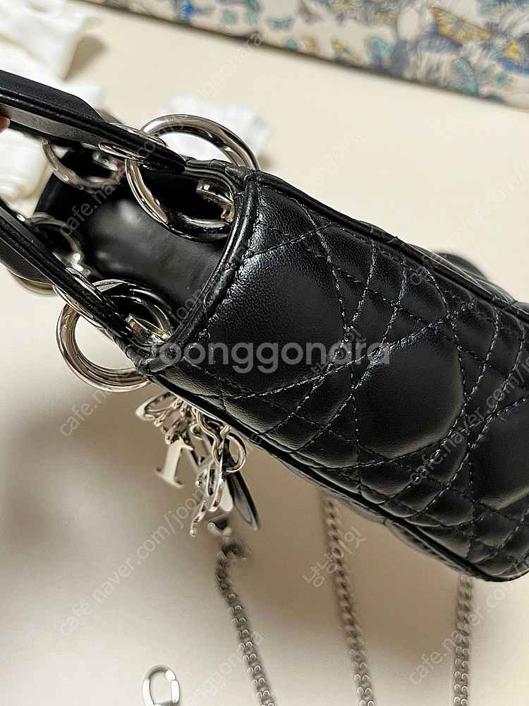 백화점구입/ 디올 레이디백 미니 상태좋아요--8