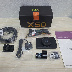 파인뷰 X50 블랙박스 (32GB, GPS)판매합니다.