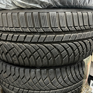 금호 윈터타이어 윈터크래프트 WP72 225/45 R18 한대분(트레드 90이상)