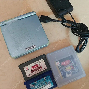 GBA SP 순정 본체 (AGS-001) + 게임3개 (포켓몬 사파이어, 유희왕 2개) 판매