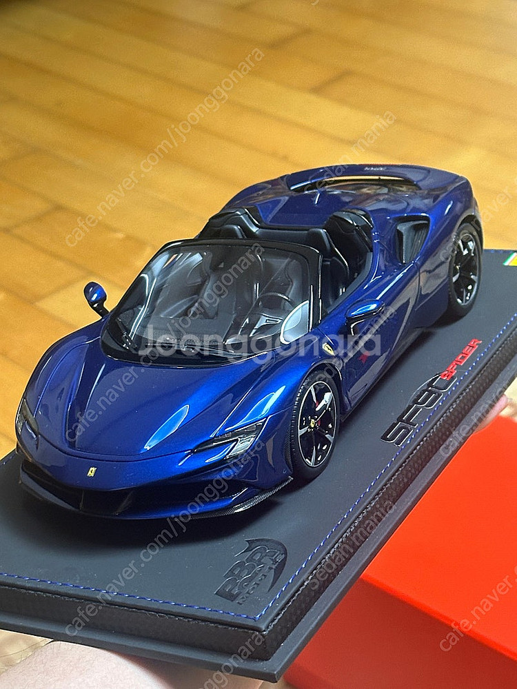 급처)1:18 BBR 페라리 SF90 스파이더 크롬 블...--1