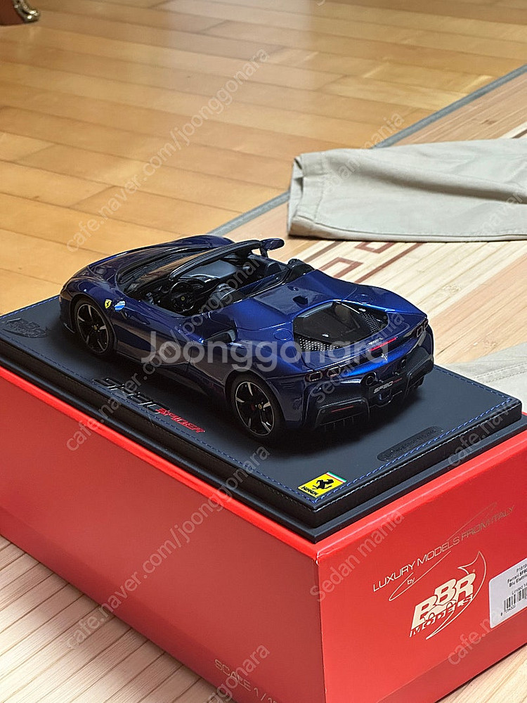 급처)1:18 BBR 페라리 SF90 스파이더 크롬 블...--3