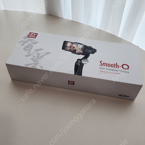 (택포)Zhiyun Smooth -Q 3-Axis smartphone stabilizer 거의 새 것.풀박스 그대로 짐벌