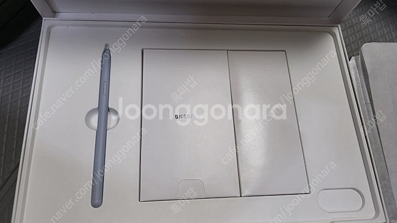 (s급)갤럭시탭 s10+ 256gb wifi팝니다.(화이트키보드커버도 잇음)--2