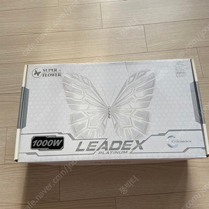 슈퍼플라워 1000w 80plus platinum + 슈플전용 맥스파인더케이블콜라보 파워 팝니다.