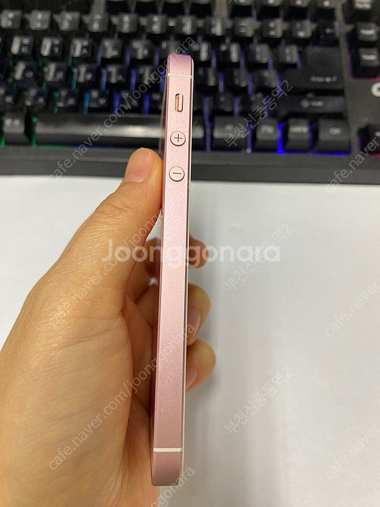 198528 아이폰SE 로즈골드 AA급 128GB 배터...--4