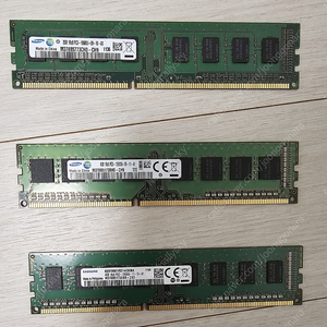 데스크탑용 삼성 DDR3 2,4GB 램 판매합니다