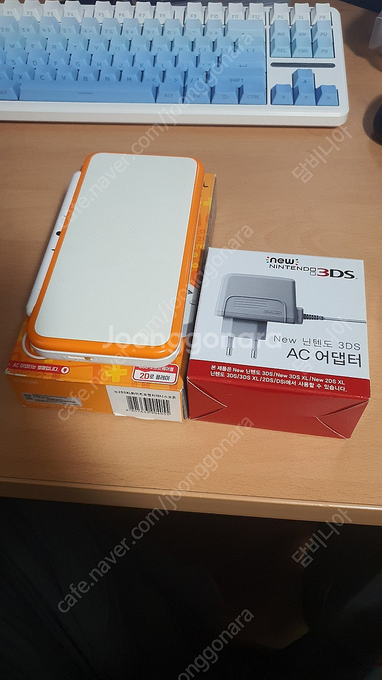닌텐도 뉴2ds xl화이트 판매합니다--0