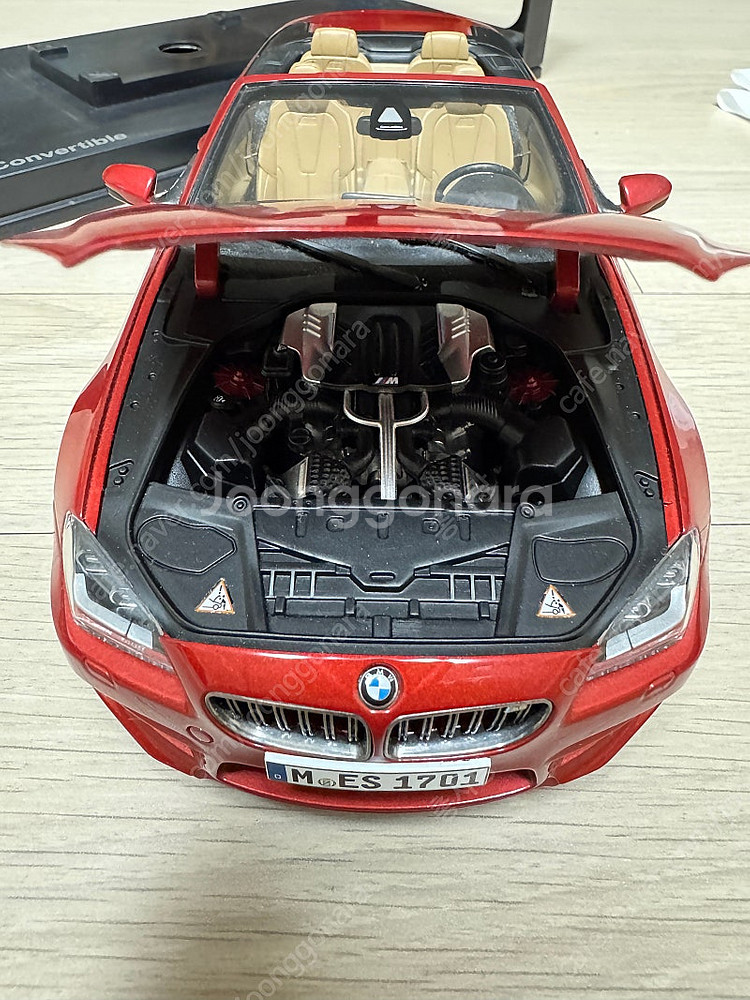 BMW M6 컨버터블 18:1 다이캐스트--1