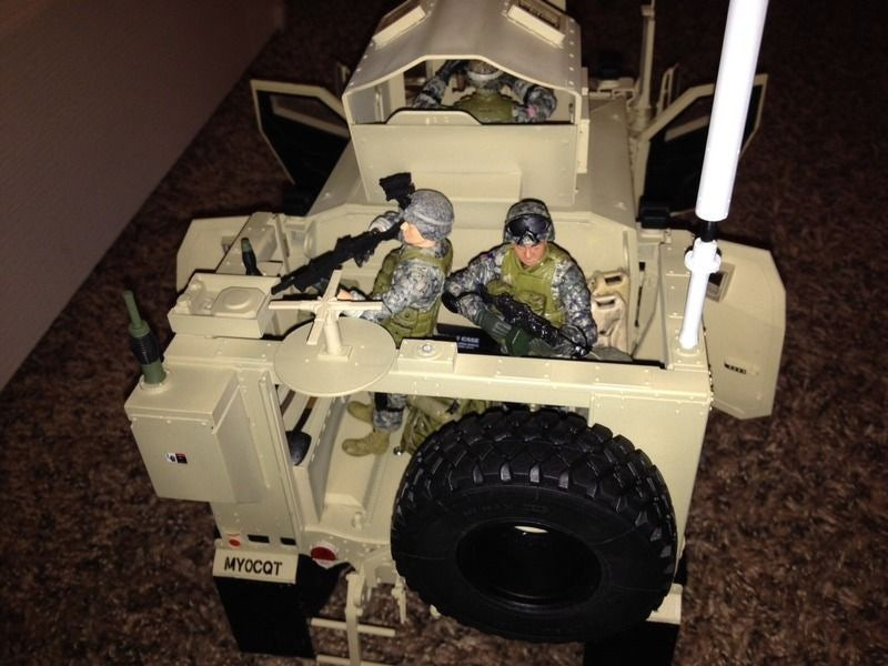 미군 현용 장갑 차량 1/16 US M-ATV (지아이유격대 gi joe 사이즈) 이미지