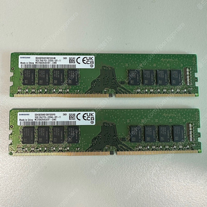 삼성 PC용 16기가 DDR4 3200MHz 양면램 2개 팝니다