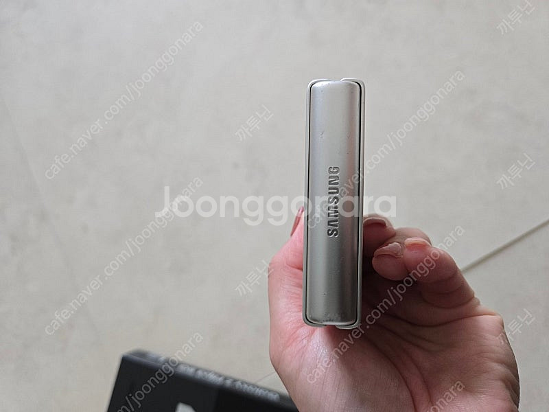 갤럭시 z플립3 256 아이보리--3