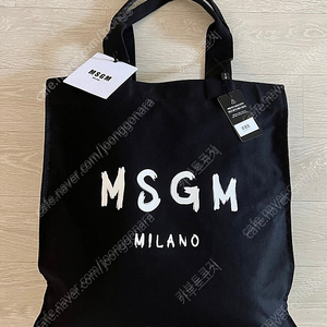 MSGM 블랙색상 철 재질(정품) 새생품 팝니다^^