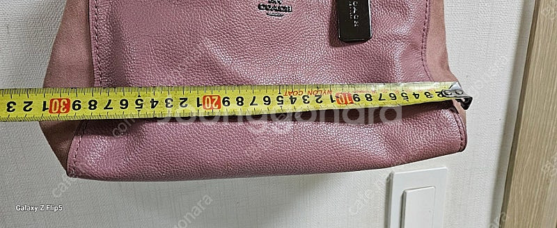 코치정품숄더가방카드있어요--4