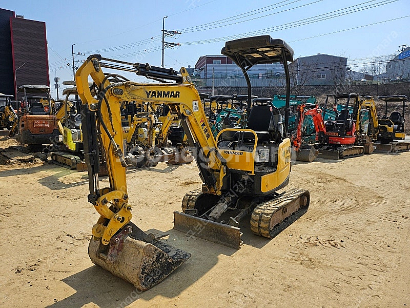 중고미니굴삭기 2019년식 얀마 1.7톤 4,200시간...--3