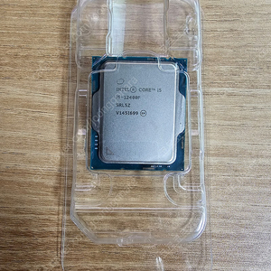 I5-12400F CPU 단품 택포 11만원에 팝니다.