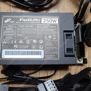 FSP FlexGURU 250W 1U Flex 타입 풀모듈러 파워서플라이 팝니다