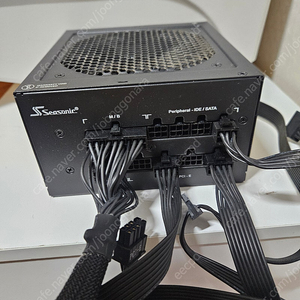 시소식 620w 80plus 모듈러 파워서플라이 (SS-620GM)