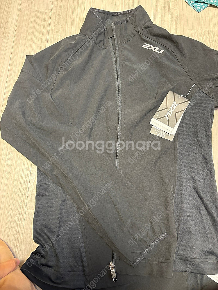 2xu 러닝용 자켓 스몰 러닝자켓 여성용--0