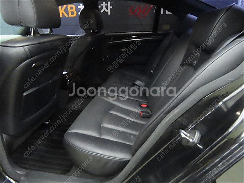 KG모빌리티(쌍용) 뉴체어맨W 가솔린 4WD CW600...--5