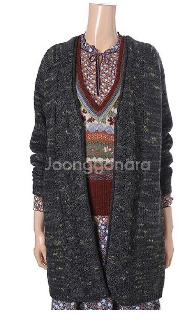 새상품 M 앞단케이블 가디건 써스데이아일랜드--1