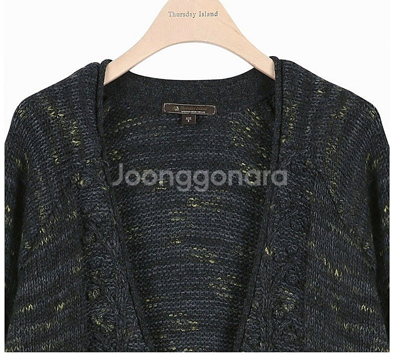 새상품 M 앞단케이블 가디건 써스데이아일랜드--4