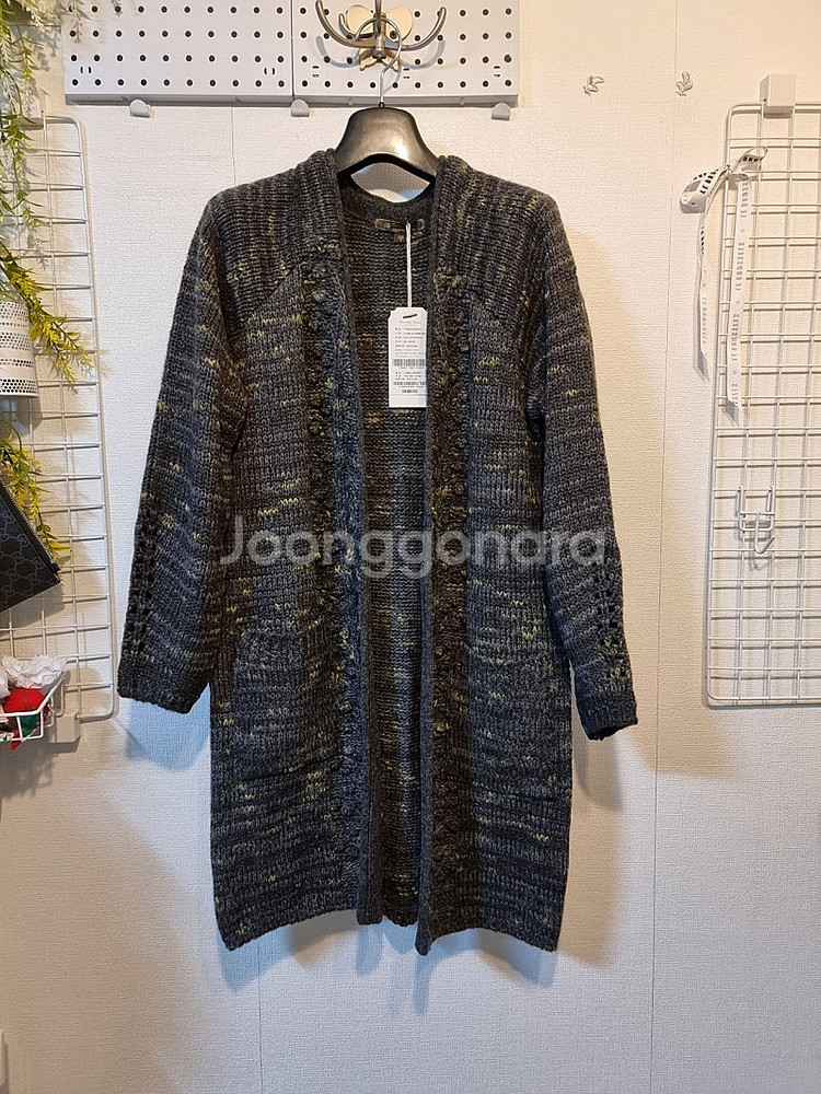 새상품 M 앞단케이블 가디건 써스데이아일랜드--9