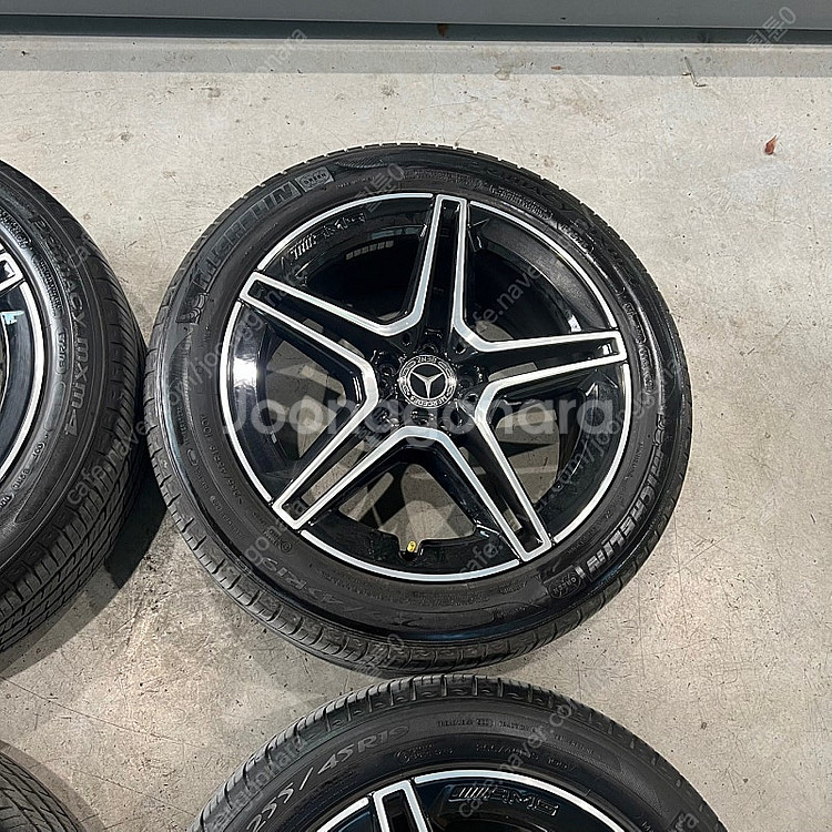 [ 정품 ] 벤츠 S클래스 W223 19인치 순정 휠 타이어 팝니다.--4