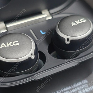 akg N400