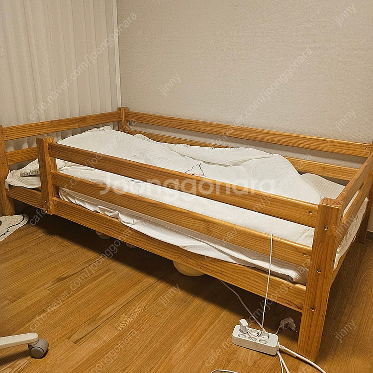 꿈꾸는요셉 원목 침대 프레임 SS--1