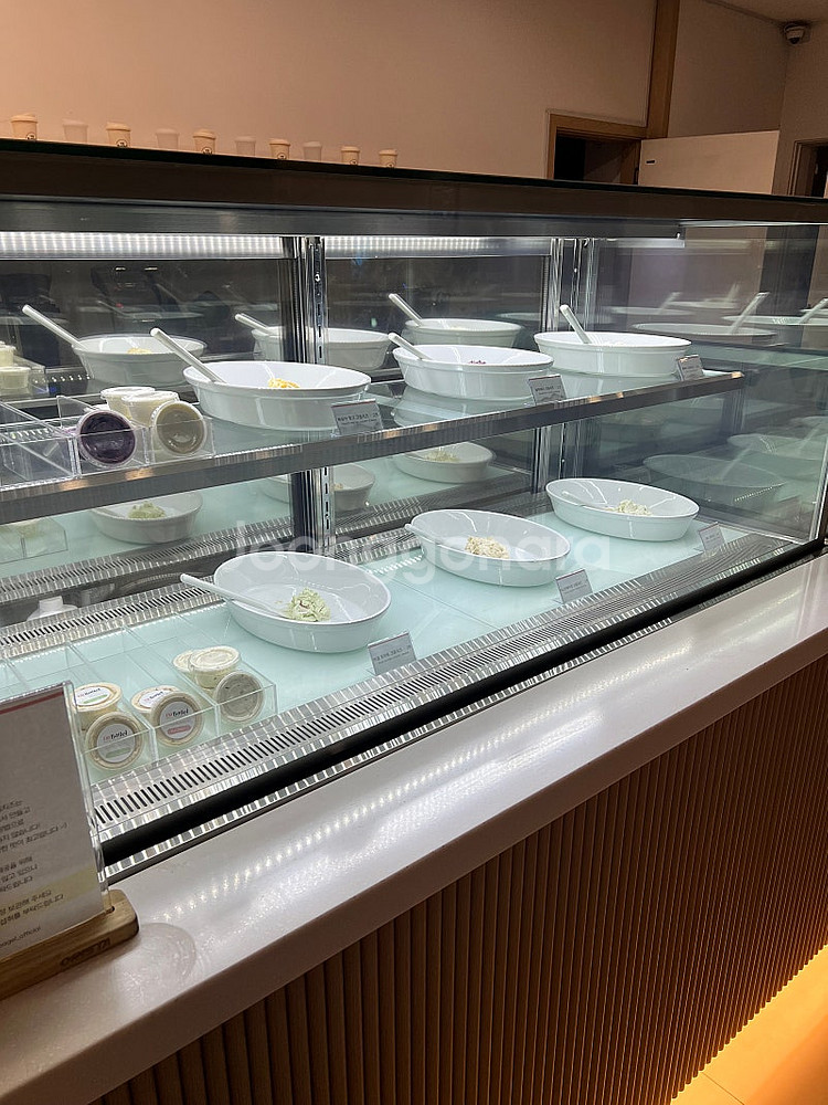 Bkc 쇼케이스 2대 판매합니다--0