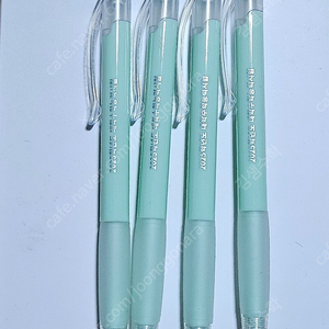 25 수능샤프 판매합니다 배송비 포함 8200원