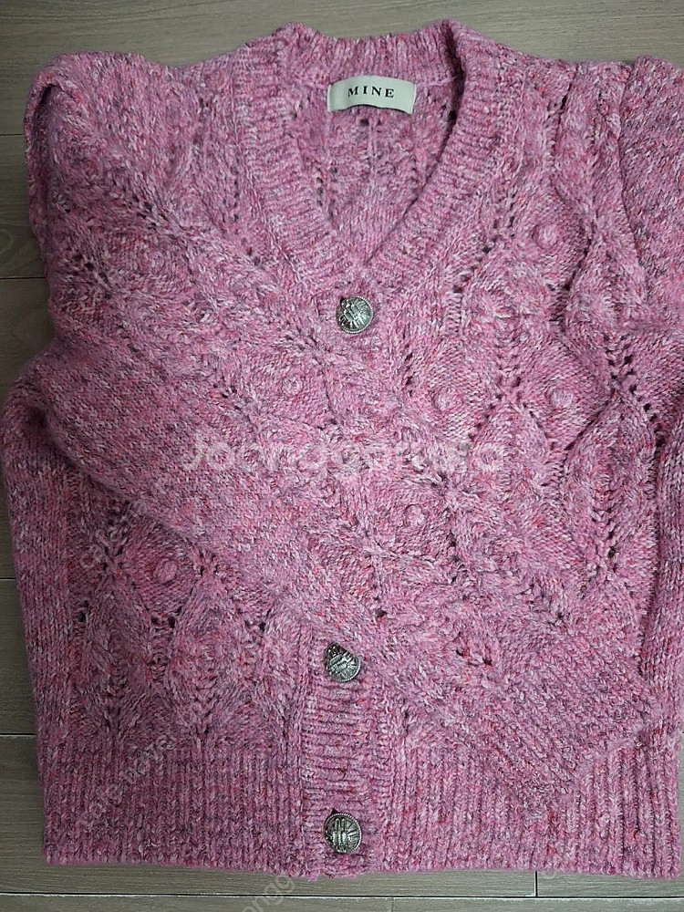 한섬-마인폼폼케이블니트가디건--7