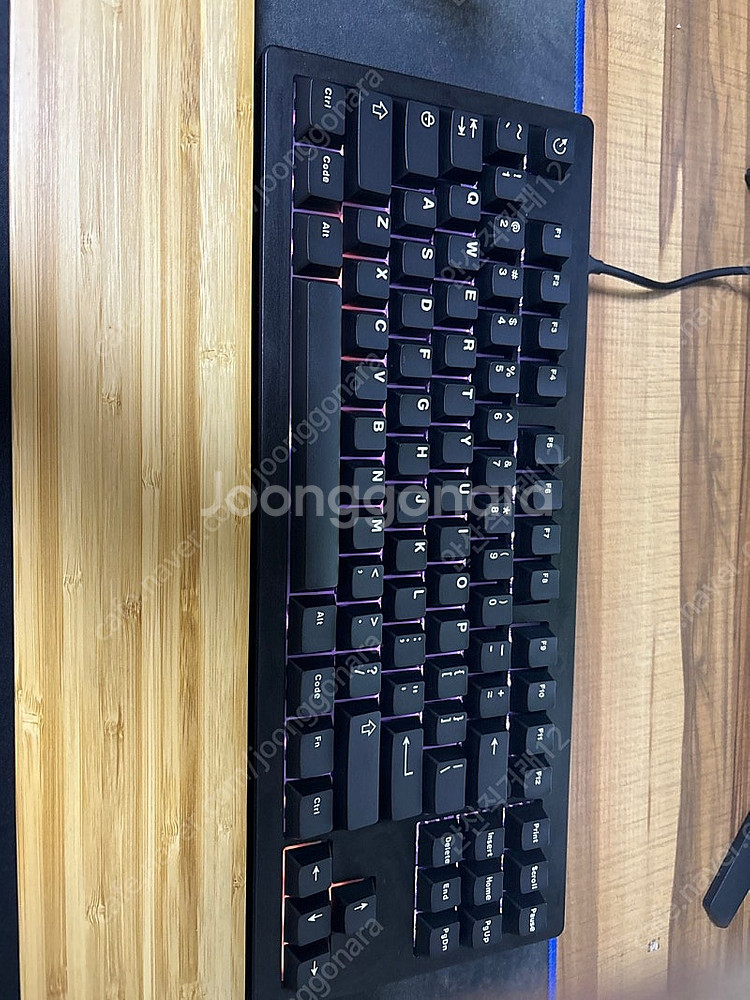 제네시스8k RGB 키보드 판매합니다--0