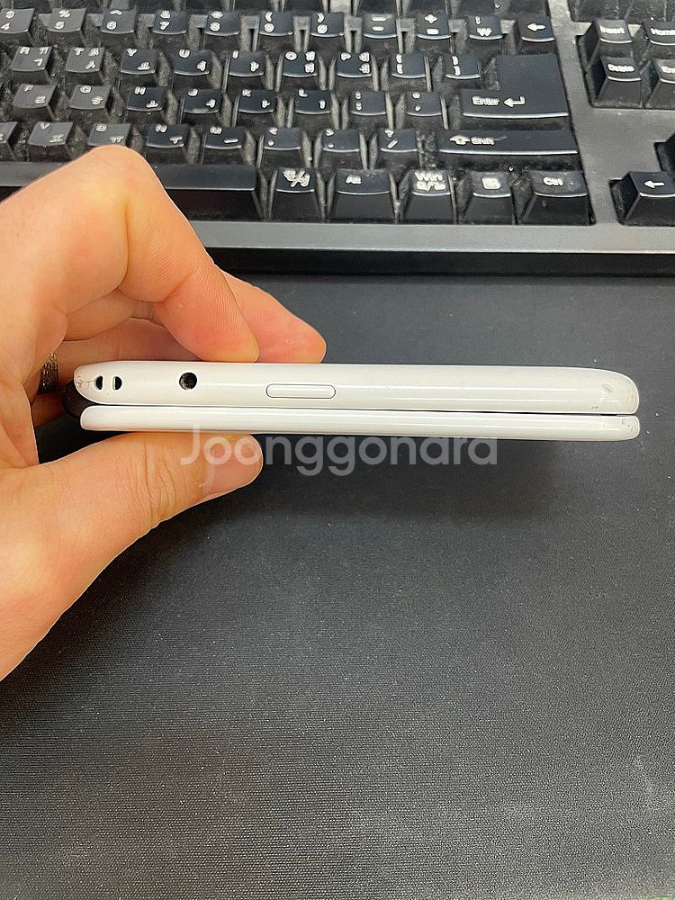ALT스타일폴더 32GB 화이트 무잔상 상태좋은 중고6...--5