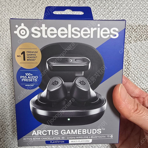 스틸시리즈 아크티스 게임버즈 무선이어폰 팝니다.(steelseries arctis gamebuds)