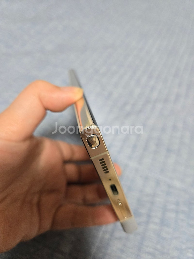 갤럭시 S23 울트라 512GB 화이트 색상 판매합니다--2