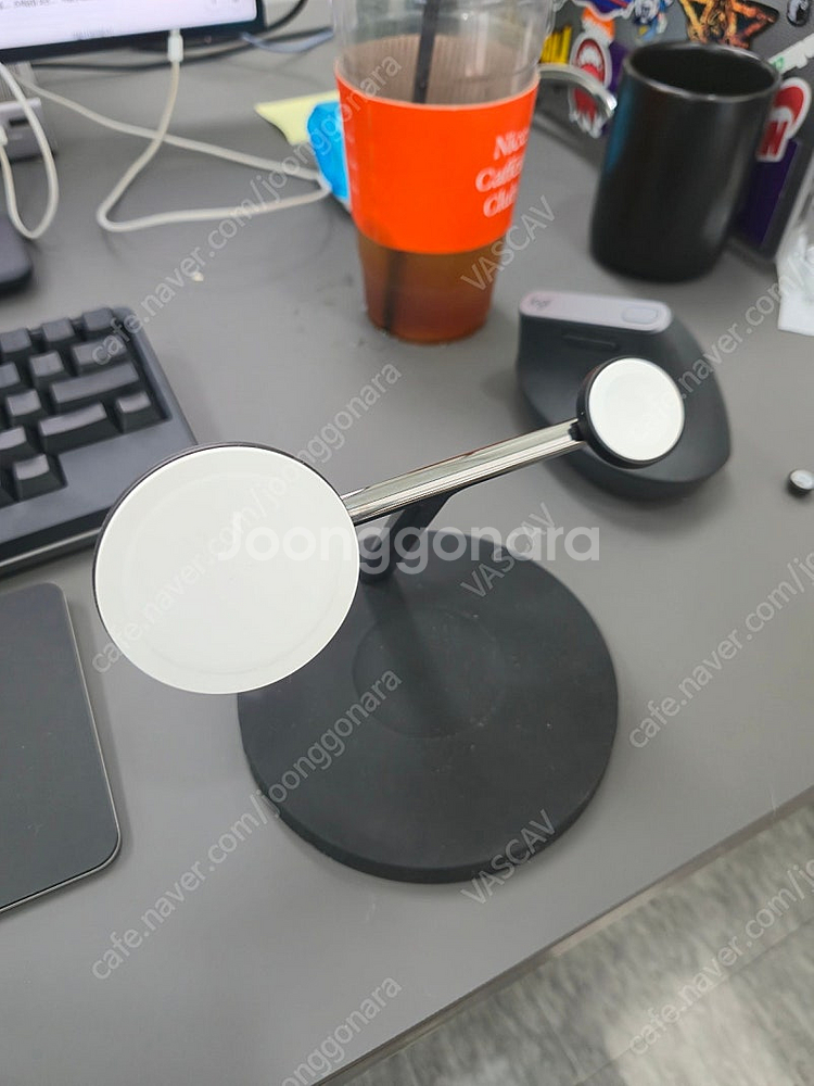 벨킨 3in1 충전기 블랙 팝니다--0