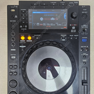 가격조정!!상태최상 CDJ-900nexus 2대팝니다.