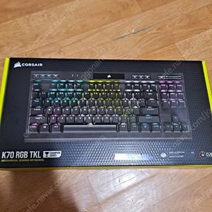 (미개봉) 커세어 k70 tkl 은축 팝니다